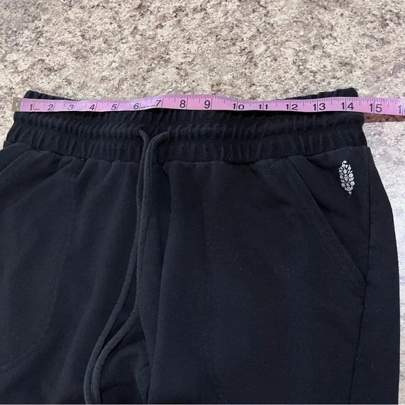 Free People Movement Sunny Skinny Sweat Pants Black Size Medium - Picture 6 of 10